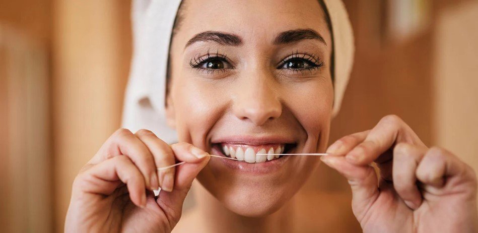 Natural Ways to Disinfect Gums After Flossing